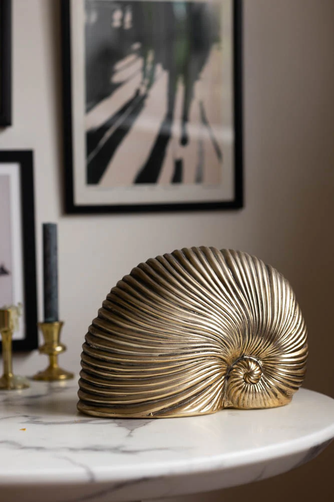 Brushed Gold Faux Sea Shell Ornament - Image 3