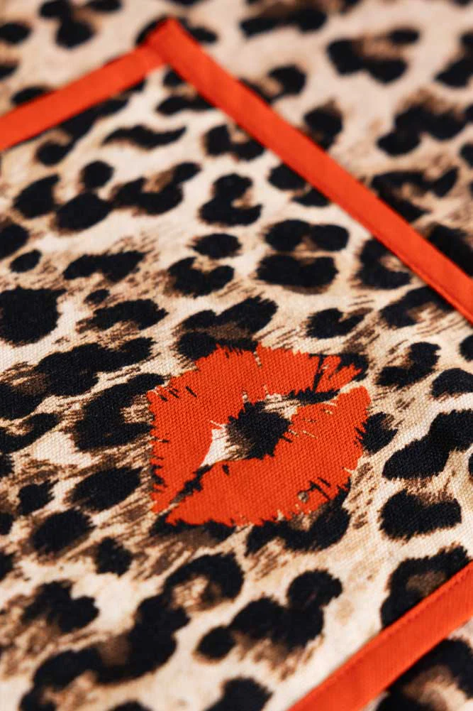 Leopard Love Print Apron - Image 4