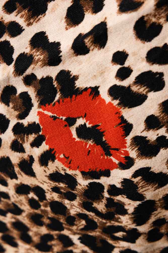 Leopard Love Print Tea Towel - Image 3