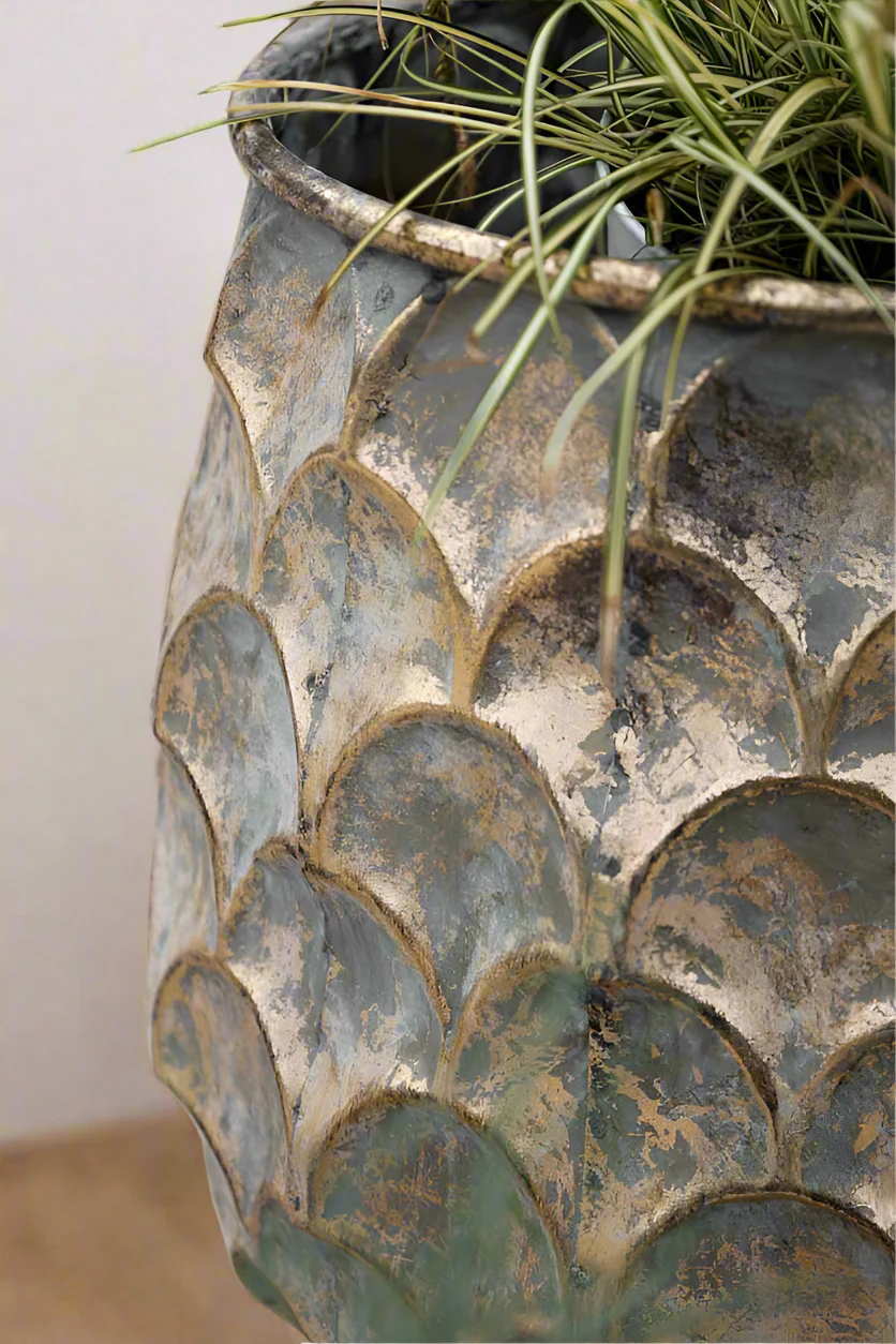 Set Of 2 Petal Effect Planters - Image 5