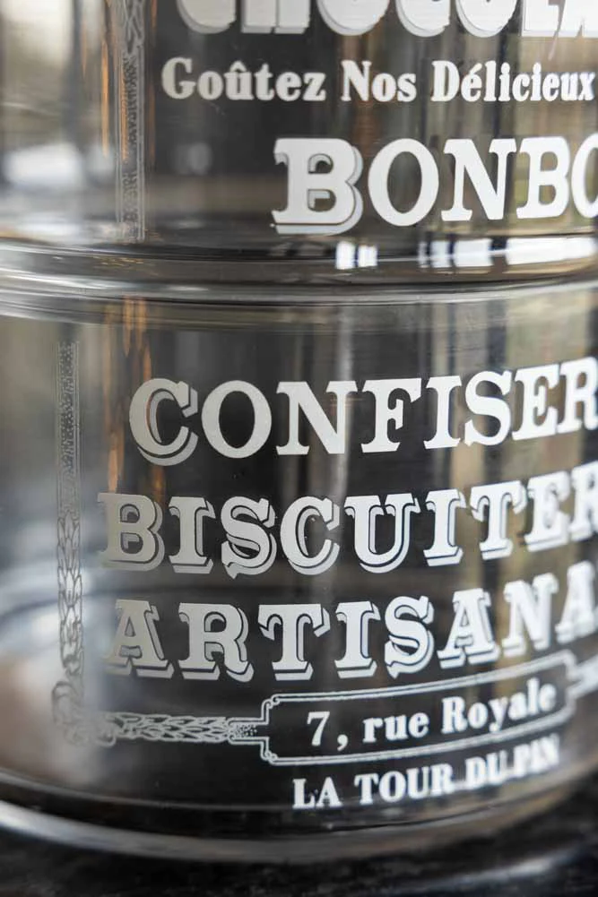 Vintage-Style Glass Storage Jar with Lid - Image 4